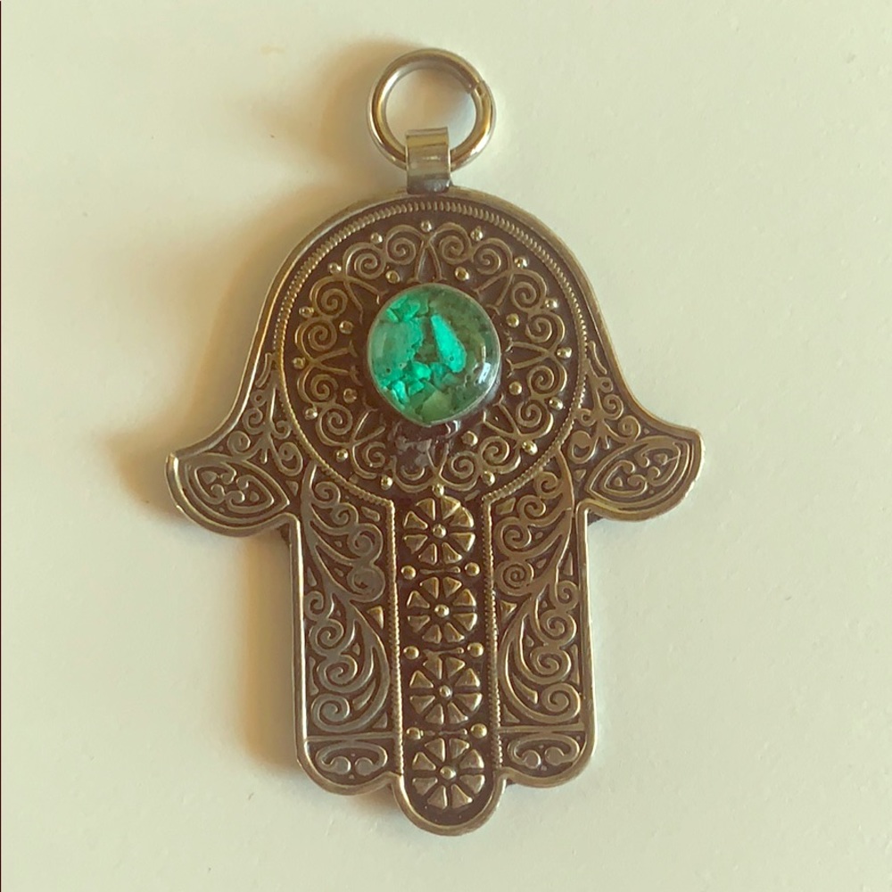 Stone and metal pendant